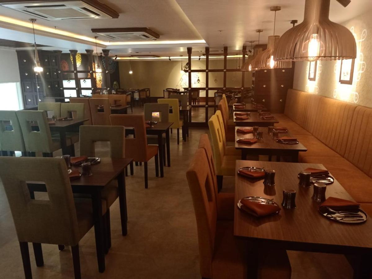 Comfort Inn Tulip Heights บาทินดา ภายนอก รูปภาพ
