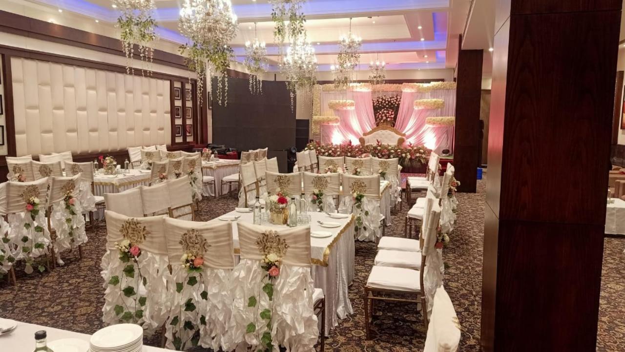 Comfort Inn Tulip Heights บาทินดา ภายนอก รูปภาพ