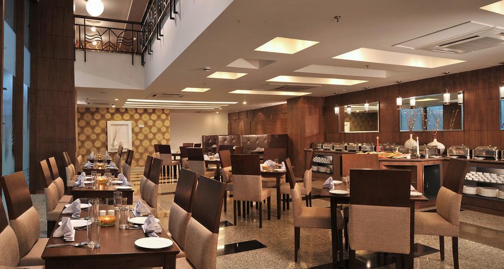 Comfort Inn Tulip Heights บาทินดา ภายนอก รูปภาพ