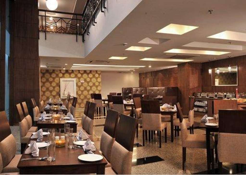 Comfort Inn Tulip Heights บาทินดา ร้านอาหาร รูปภาพ