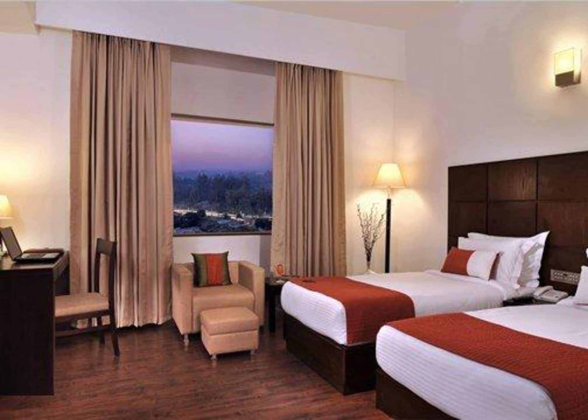 Comfort Inn Tulip Heights บาทินดา ห้อง รูปภาพ